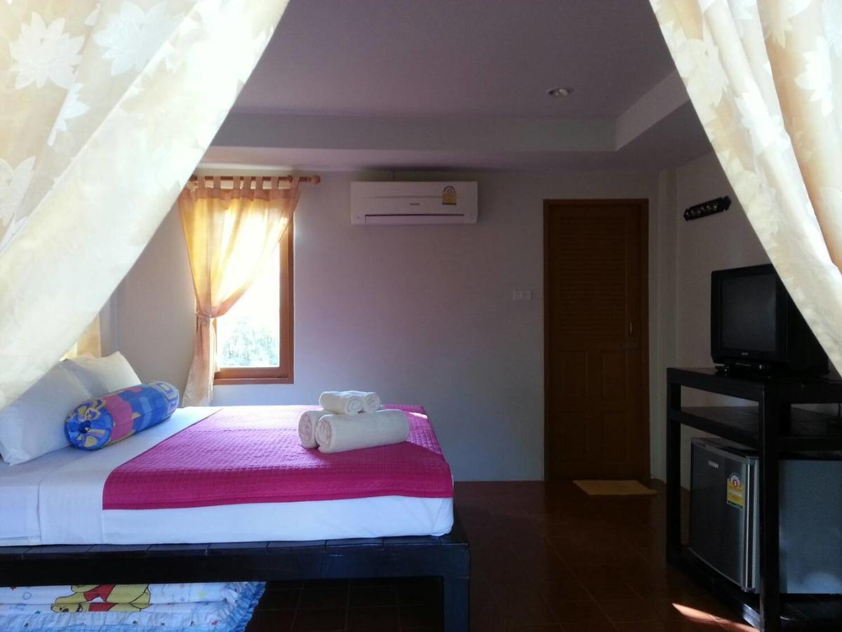 Arerayah Beach Resort Пранбури Экстерьер фото